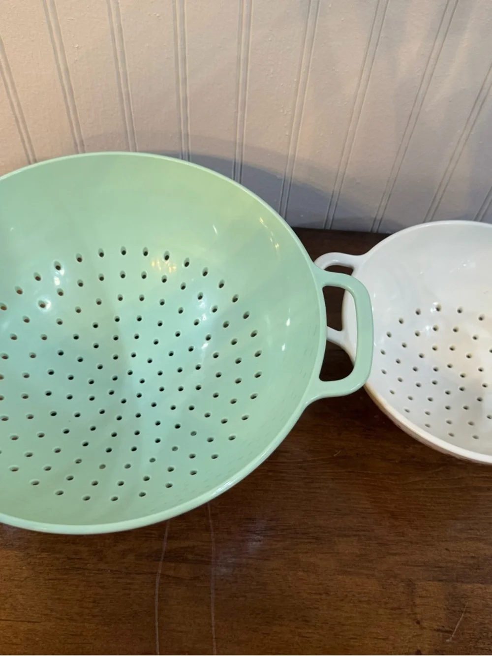 Set of 2 Plastic Colanders 1 Qt and 3 Qt Floral Design The Pioneer Woman